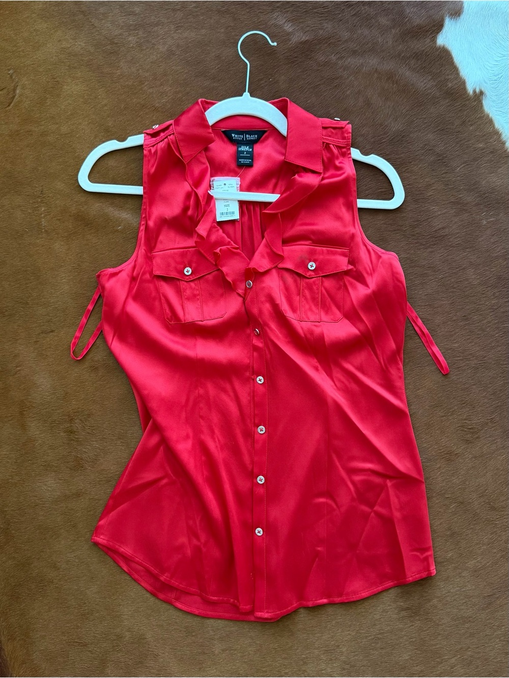 White House Black Market red blouse size 2 - NWT